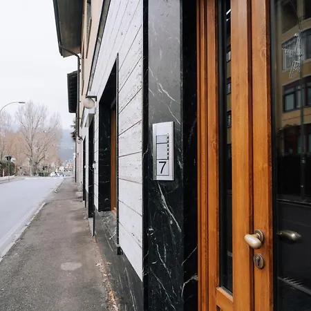 - Monte Solarolo Apartman *