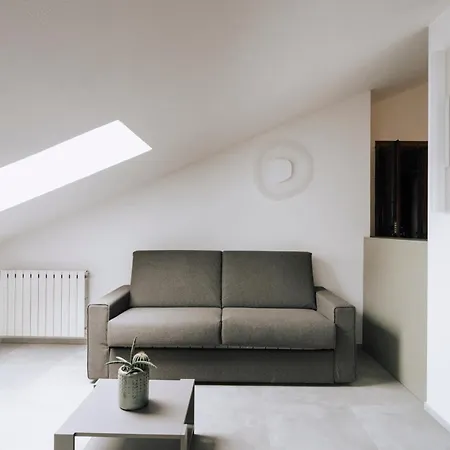 - Monte Solarolo Apartment