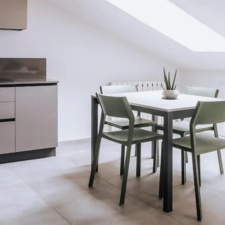 - Monte Solarolo Apartment *