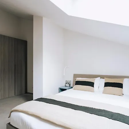 - Monte Solarolo Appartement