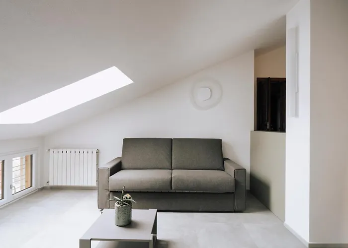 - Monte Solarolo Apartment